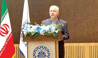 درس‌های ماندگار آموزگار «اقتصاد ایران»/ گزارش مراسم بزرگداشت دکتر مسعود نیلی در دانشگاه شریف