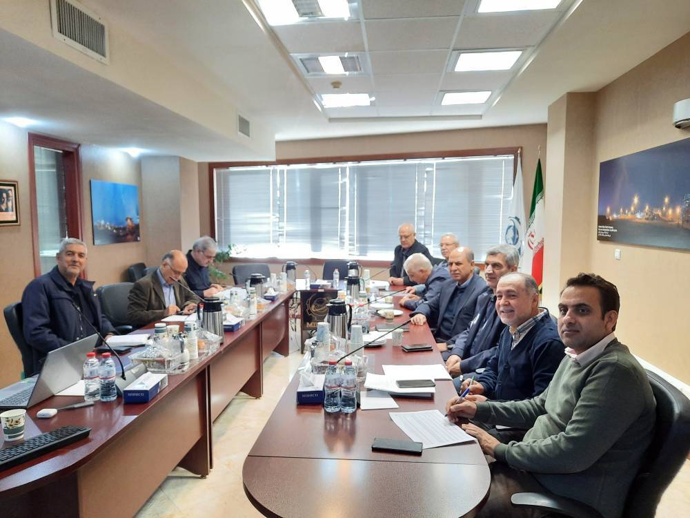 به طور همزمان در تهران، کرمان و اصفهان دویست و بیست و یکمین جلسه تولید هلدینگ میدکو برگزار شد به طور همزمان در تهران، کرمان و اصفهان دویست و بیست و یکمین جلسه تولید هلدینگ میدکو برگزار شد