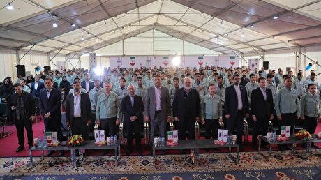 گزارش تصویری آغاز عملیات اجرایی چهار طرح توسعه‌ای بزرگ شرکت فولاد هرمزگان
