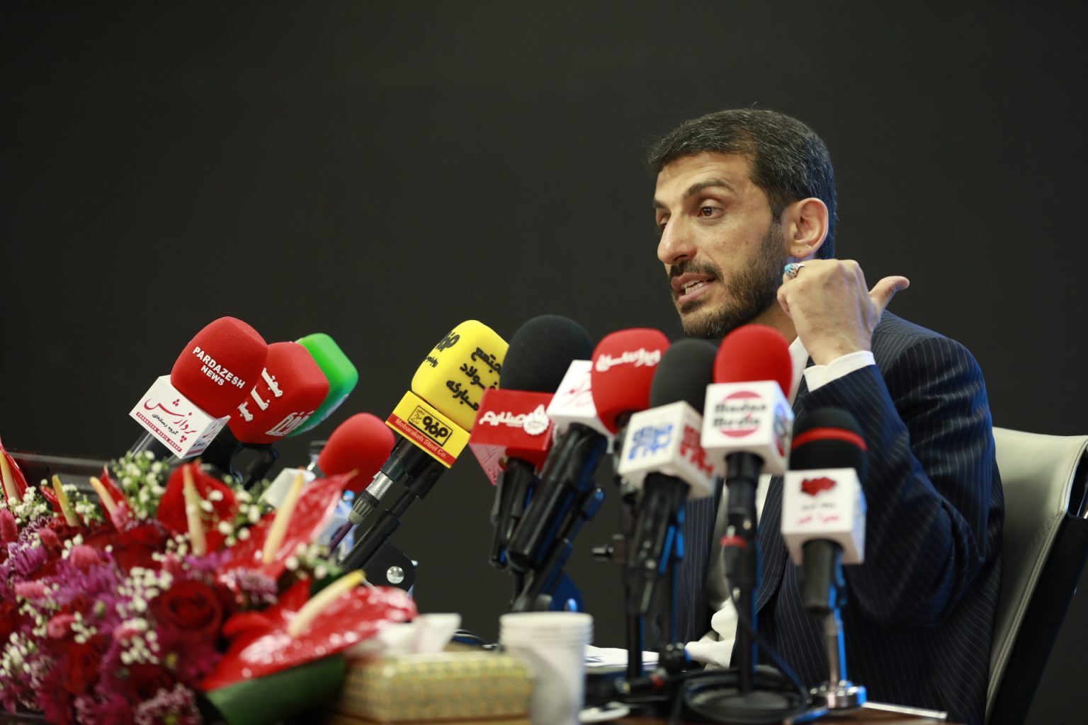 از سرمایه گذاری ۷۵ هزار میلیاردی برای انتقال آب به اصفهان تا کشف میدان‌های گازبرای خودکفایی در تولید/ بهره‌برداری از فاز یک نیروگاه سیکل ترکیبی فولاد مبارکه در تیرماه امسال