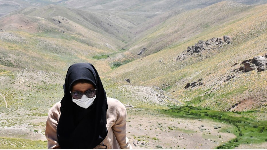 برگزاری کارگاه آموزشی گارنت‌های دمانتوئید در تکاب در راستای اجرای طرح تحول زمین‌شناسی و اکتشاف ذخایرمعدنی جهت تهیه لایه اطلاعاتی گوهرسنگ برای نخستین بار