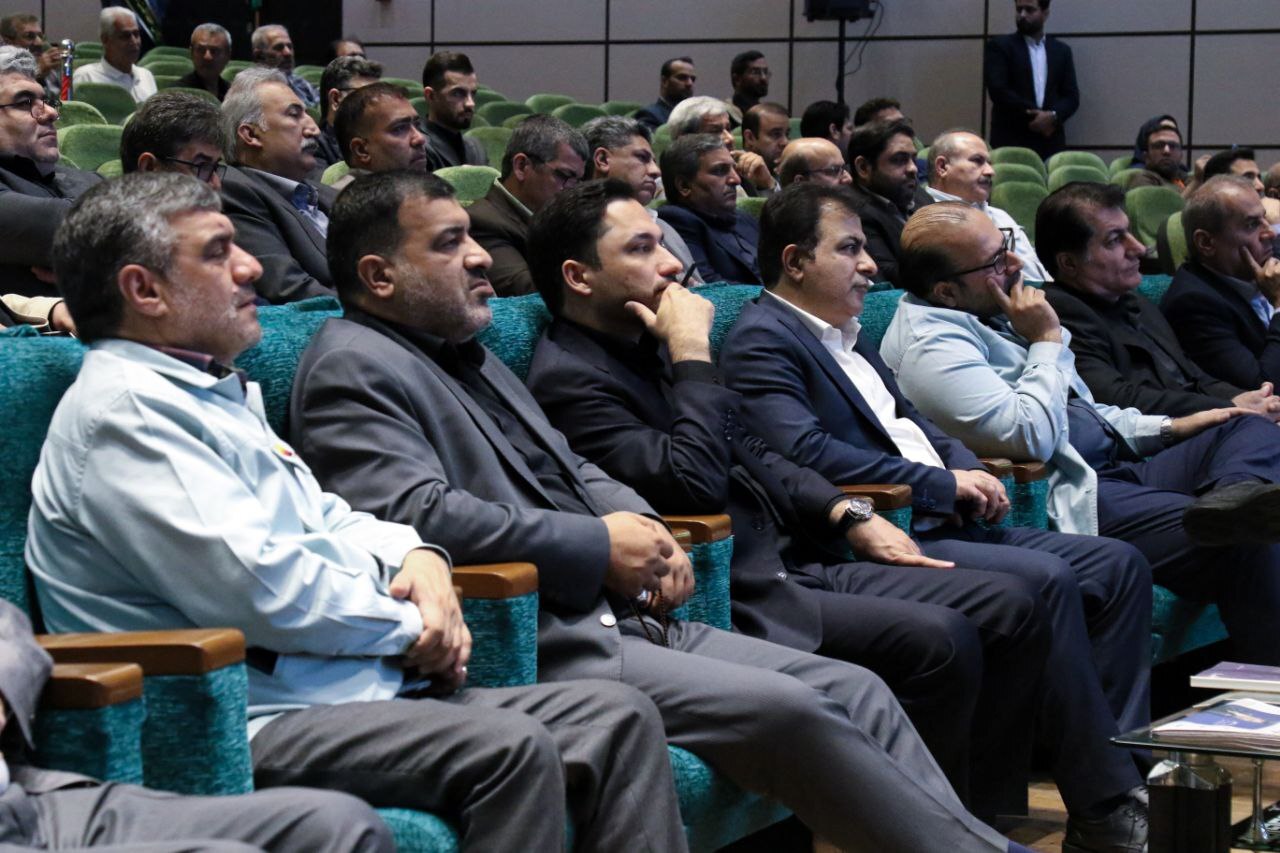 مجمع عمومی عادی سالیانه فولاد خوزستان با تقسیم سود هفتاد و دو درصدی برگزار شد