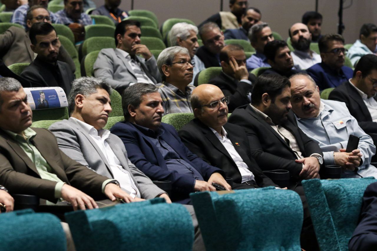 مجمع عمومی عادی سالیانه فولاد خوزستان با تقسیم سود هفتاد و دو درصدی برگزار شد