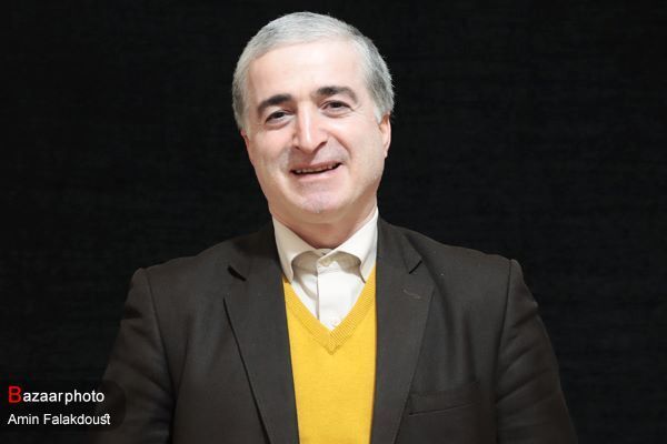 تامین برق کارخانجات با احداث نیروگاه خورشیدی باعث گرانی می‌شود