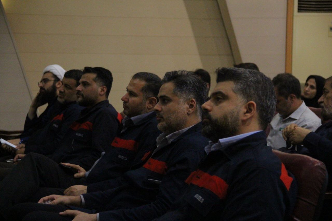 آیین بزرگداشت روز خبرنگار در شرکت فولاد اکسین برگزار شد + گزارش تصویری
