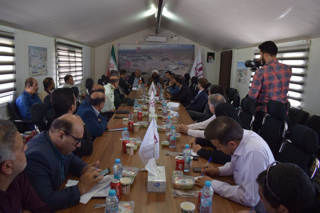 بازدید مدیرعامل «ومعادن» از پروژه احیا مستقیم فولاد اقلید