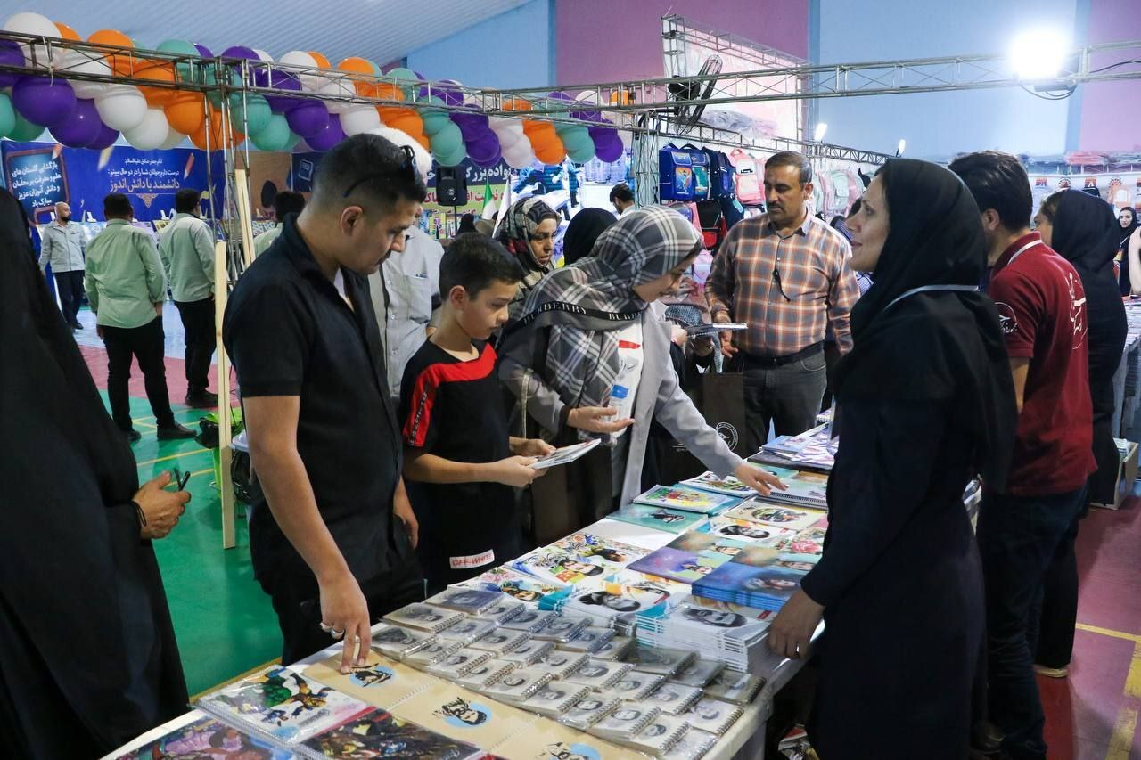 نمایشگاه لوازم التحریر، پوشاک کودک و نوجوان، بازی‌های فکری، کیف و کفش