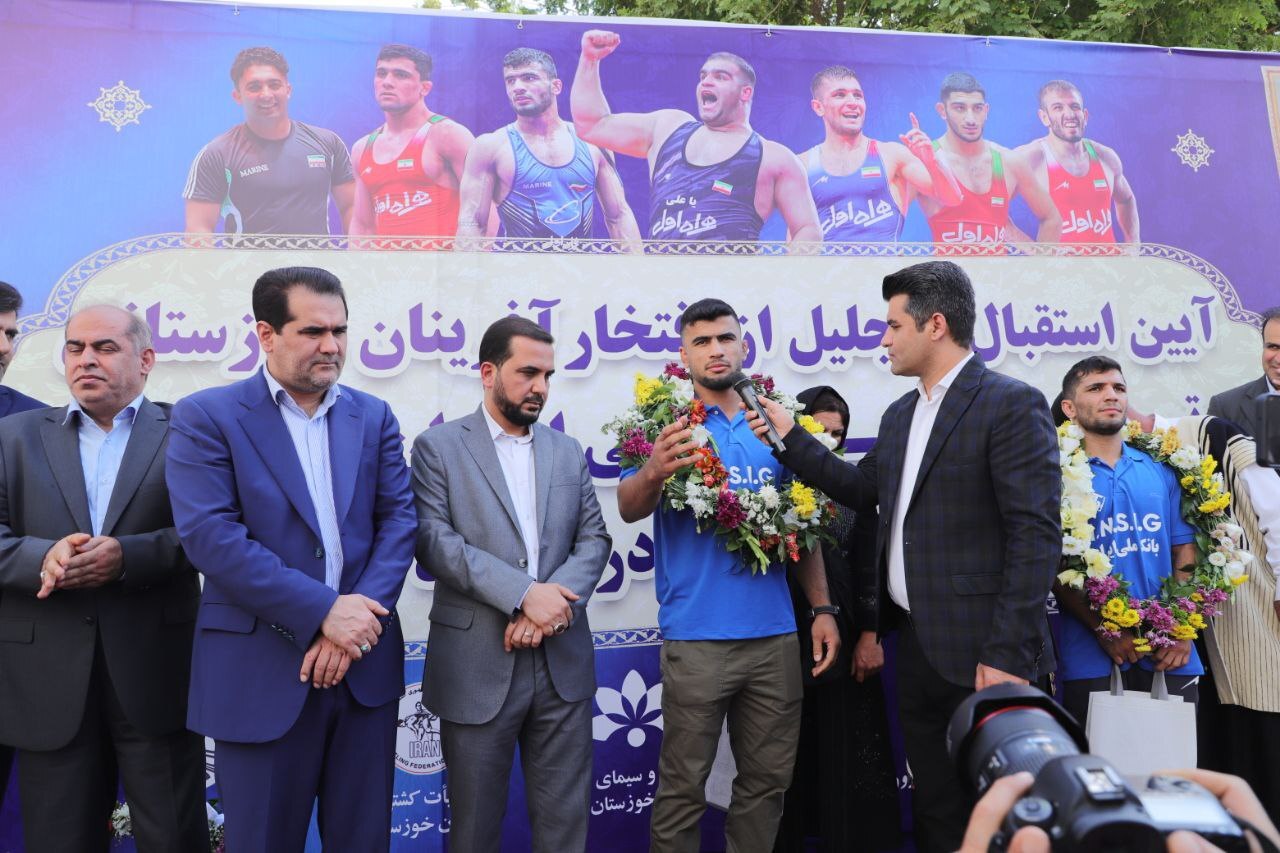 آیین استقبال و تجلیل از ملی پوشان افتخار آفرین گروه ملی صنعتی فولاد ایران در مسابقات کشتی فرنگی قهرمانی جهان برگزار شد