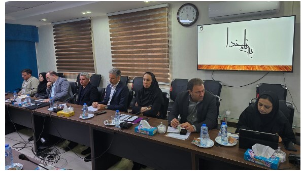 نوزدهمین نشست شورای مدیران سازمان زمین‌شناسی و اکتشافات‌ معدنی کشور همراه با تقدیر از مدیرکل صمت استان یزد