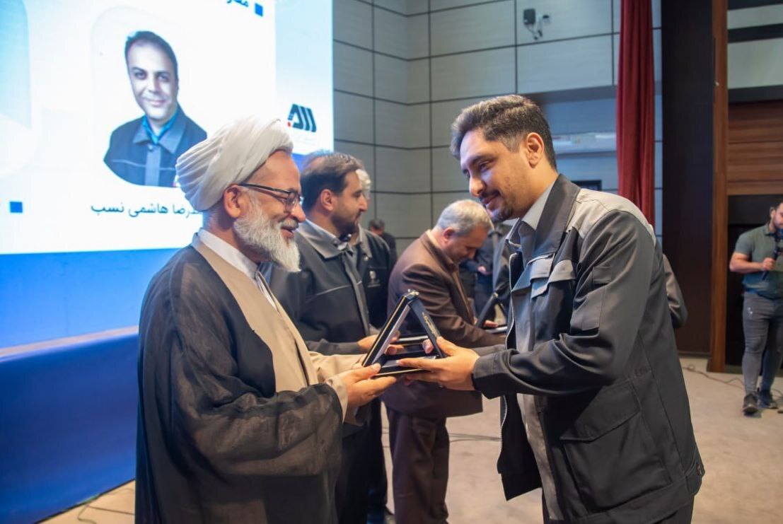 آئین اختتامیه جشنواره نظام پیشنهاد‌ها و تجلیل از کارگران نمونه شرکت گل‌گهر برگزار شد