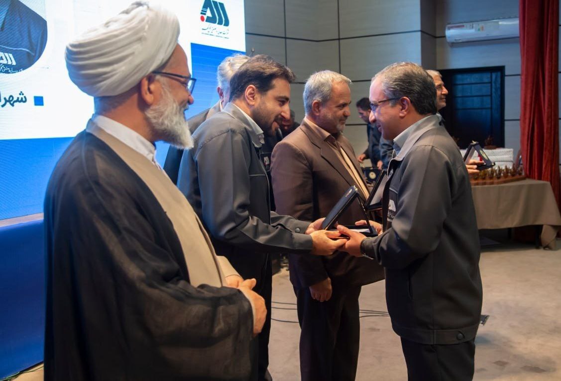 آئین اختتامیه جشنواره نظام پیشنهاد‌ها و تجلیل از کارگران نمونه شرکت گل‌گهر برگزار شد