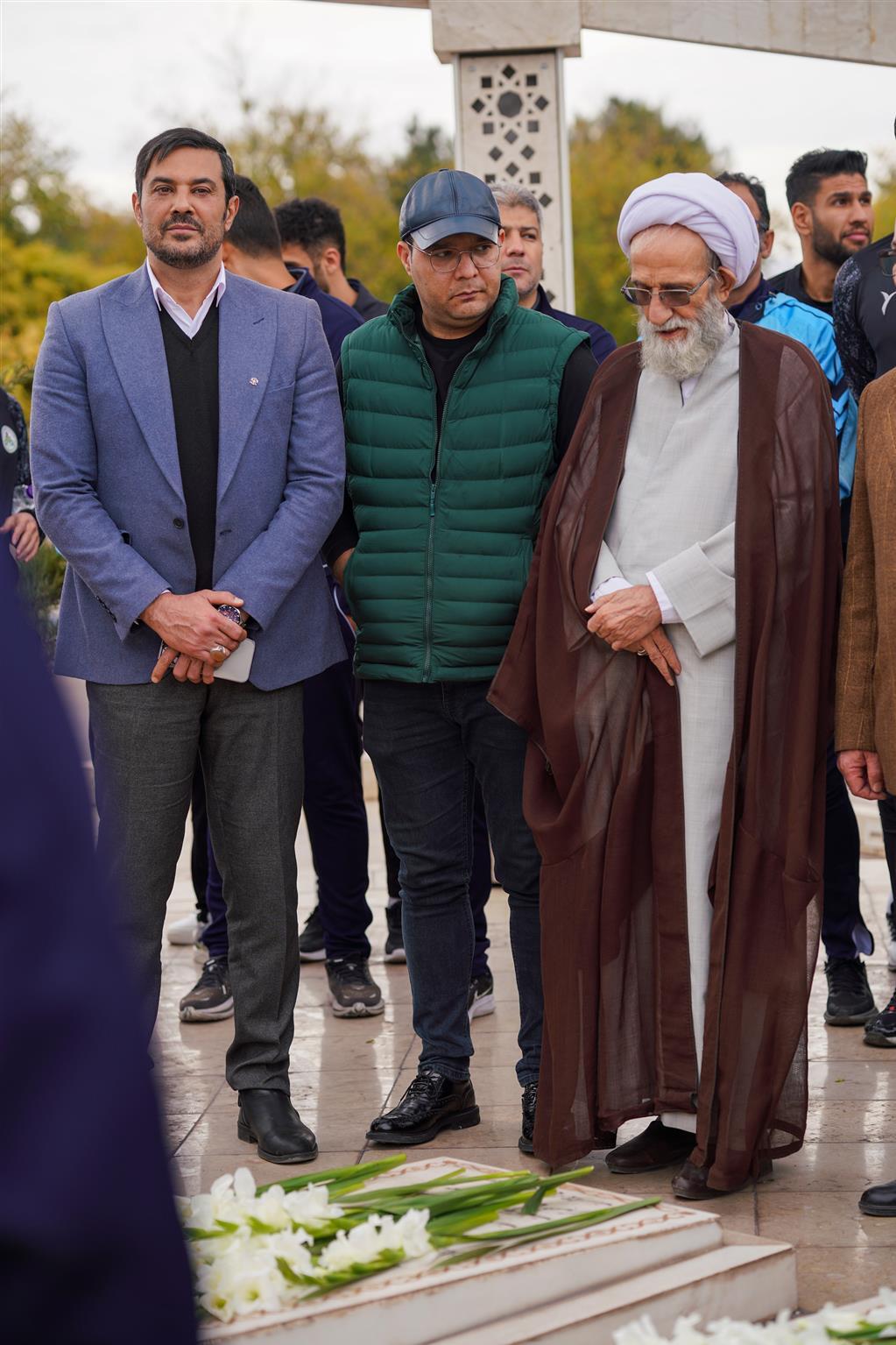 دیدار صمیمانه‌ی بازیکنان تیم فوتبال ذوب آهن با تلاشگران مجتمع صنعتی ذوب‌ آهن اصفهان