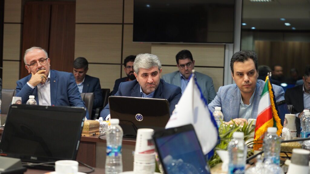 نشست مشترک مدیران عالی شرکت سرمایه‌گذاری تامین اجتماعی و بانک رفاه کارگران