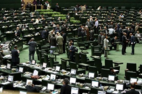 وزرای اقتصاد و صمت برای بررسی راهکار‌های تحقق «جهش تولید با مشارکت مردم» به کمیسیون اقتصادی می‌روند/ بررسی بخش دوم لایحه بودجه سال ۱۴۰۳ در کمیسیون برنامه‌ و بودجه