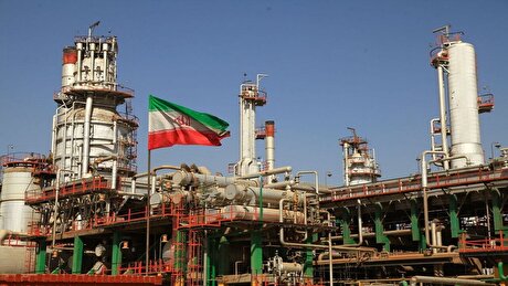 پالایشگاه ستاره خلیج فارس و جهش صنعت پتروشیمی نمونه‌ای از دستاورد‌های انقلاب اسلامی