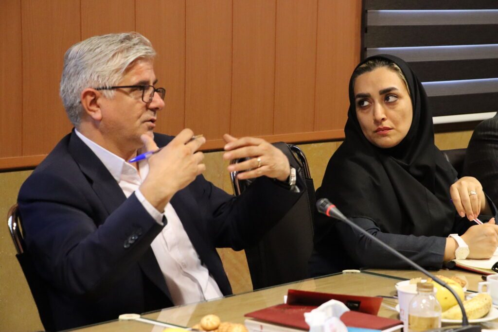 اولین نشست همافزایی گروه کاشی و سرامیک شرکتهای تابعه صدرتامین در سال ۱۴۰۳ برگزار شد اولین نشست همافزایی گروه کاشی و سرامیک شرکتهای تابعه صدرتامین در سال ۱۴۰۳ برگزار شد