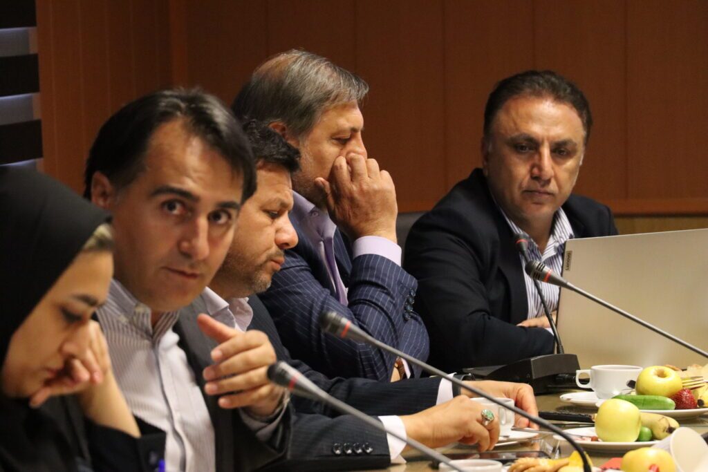 اولین نشست همافزایی گروه کاشی و سرامیک شرکتهای تابعه صدرتامین در سال ۱۴۰۳ برگزار شد اولین نشست همافزایی گروه کاشی و سرامیک شرکتهای تابعه صدرتامین در سال ۱۴۰۳ برگزار شد