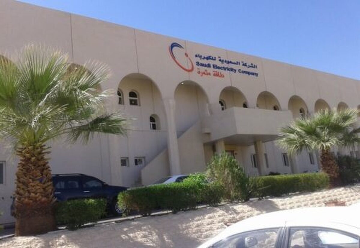 عربستان غرامت یک روز قطعی برق را پرداخت کرد/ دلیل قطعی افزایش مصرف در فصل گرما بود