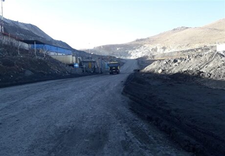 معادن بلای جان راه‌های روستایی