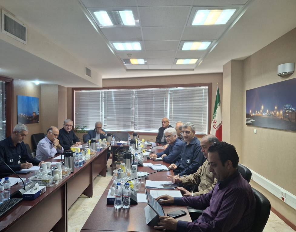 به طور همزمان در تهران، کرمان و اصفهان دویستوسی وششمین جلسه تولید هلدینگ میدکو برگزار شد به طور همزمان در تهران، کرمان و اصفهان دویستوسی وششمین جلسه تولید هلدینگ میدکو برگزار شد