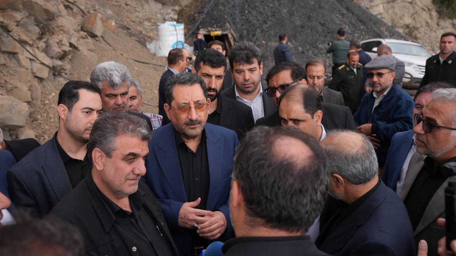 بازدید وزیر صمت از معدن مهماندویه در پی دستور رئیس‌جمهور برای رسیدگی به ماجرای حادثه این معدن