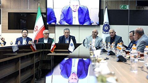 لزوم ساماندهی مجدد فرایند صدور کارت بازرگانی/ بخش خصوصی در حل چالش‌های اقتصادی همراه است
