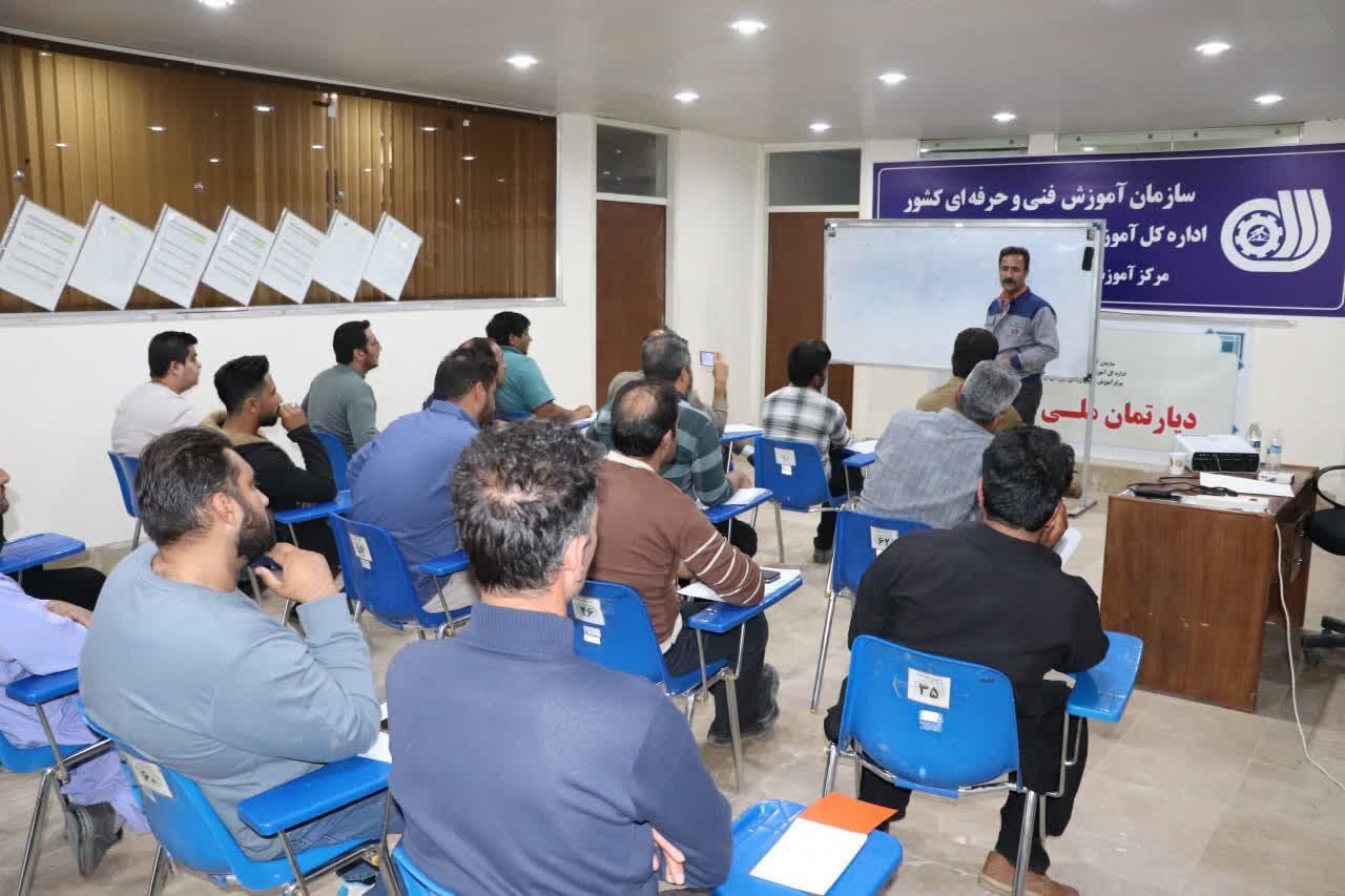 جهش ایمیدرو برای توانمندسازی نیروی انسانی و اشتغال‌زایی در بخش معدن و صنایع معدنی