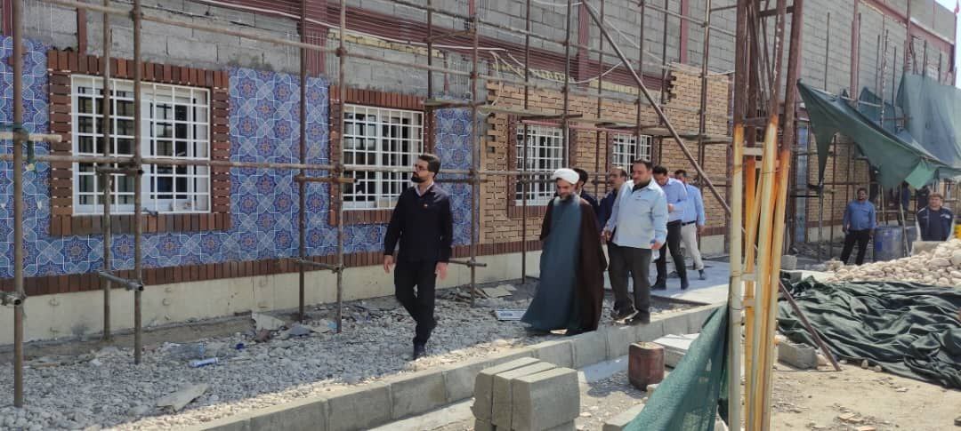 معاون منابع انسانی و امور اجتماعی فولاد خوزستان از ساختمان موکب شهدای فولاد در پایانه مرزی چذابه بازدید کرد