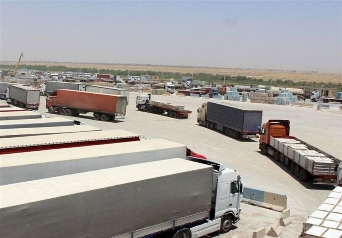 معافیت برخی صادرکنندگان از بازگشت ارز با نرخ رسمی، رقابت سالم را بر هم می‌زند