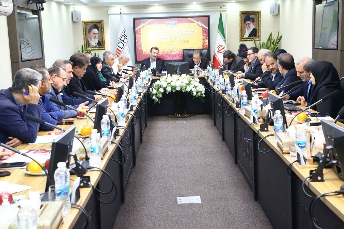 خلوصی: رشد ۱۳ درصدی بخش معدن؛ نیازمند ۳۰ میلیارد دلار سرمایه‌گذاری است/ تاکید بر برگشت وجوه حاصل از واگذاری سهام به ایمیدرو