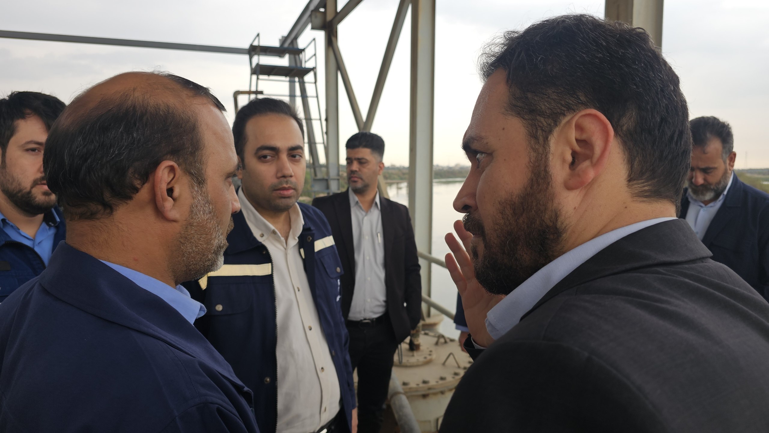 بازدید مدیرعامل آب و فاضلاب استان خوزستان از اسکله آبرسانی گروه ملی صنعتی فولاد ایران