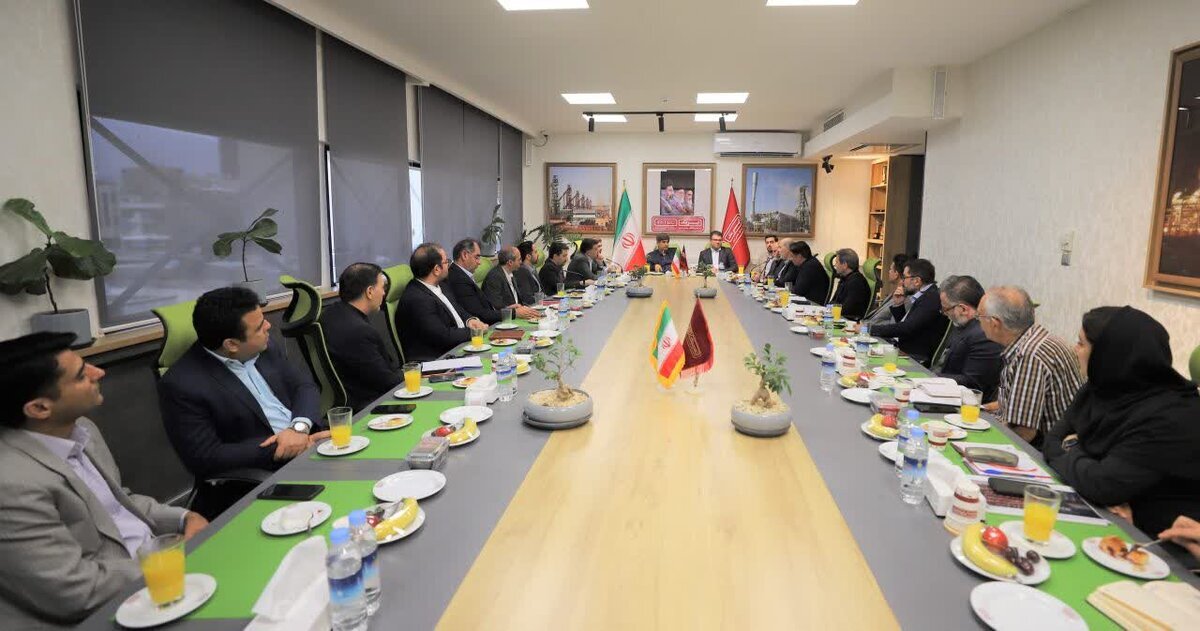 بازدید مدیرعامل گروه فولاد مبارکه از شرکت ایریتک؛ تأکید بر توسعه همکاریهای راهبردی بازدید مدیرعامل گروه فولاد مبارکه از شرکت ایریتک؛ تأکید بر توسعه همکاریهای راهبردی